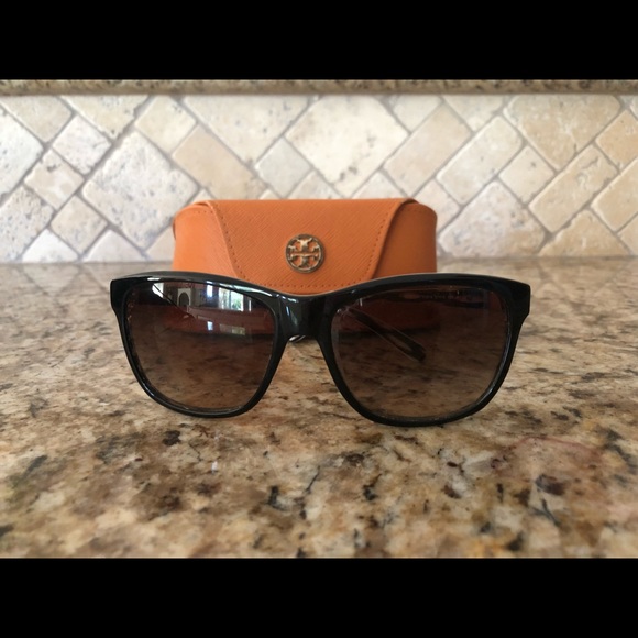 Authentic Tory Burch Sunglasses - Picture 4 of 6